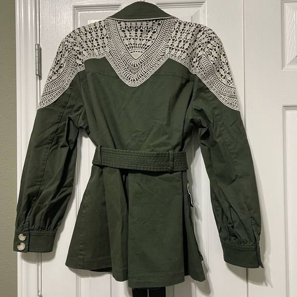 Veronica Beard Vanna Woven Canvas Jacket - Picture 6 of 8